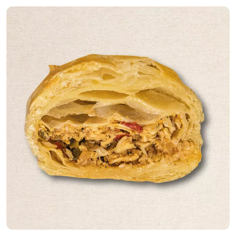 Puff Pastry Stuffed with chicken, vegetables and sauce E.