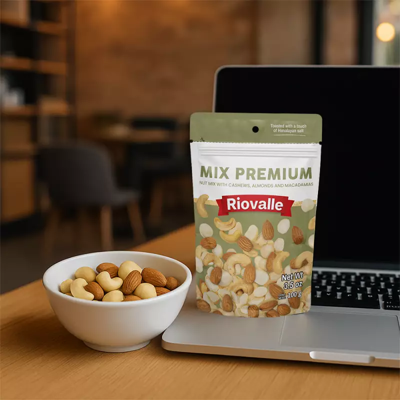 Riovalle | Premium Nut Mix with Cashews, Almonds and Macadamias | 3.5 oz