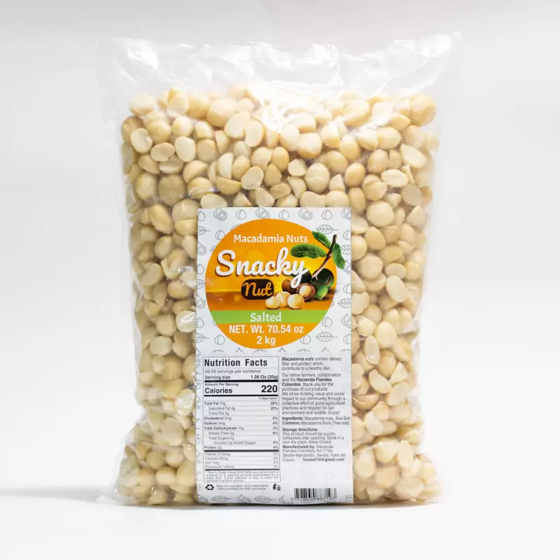 Macadamia Nuts / Sea-Salt / 70.54 oz (2 kg)