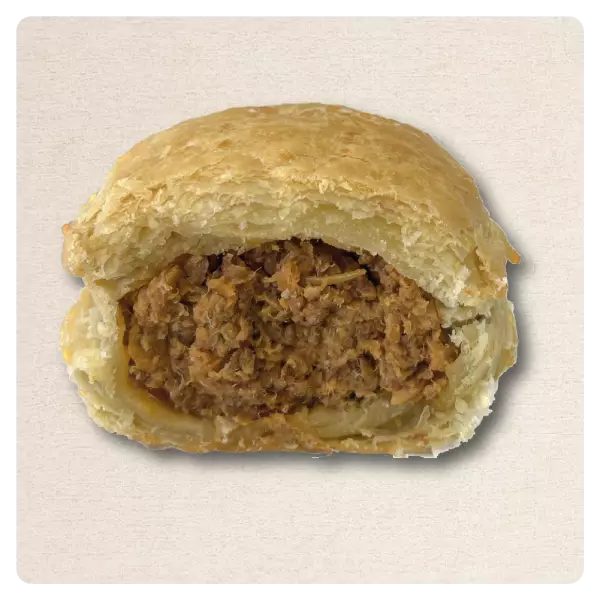 Puff Pastry Stuffed with beef, vegetables and sauce E