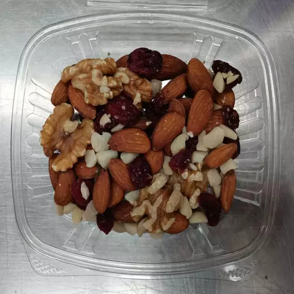 TRAIL MIX WITH NUTS AND DRIED FRUIT - 5.29 oz