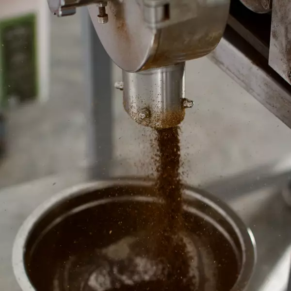 Ground Roasted Coffee / Café Monteverde /35.27 Oz